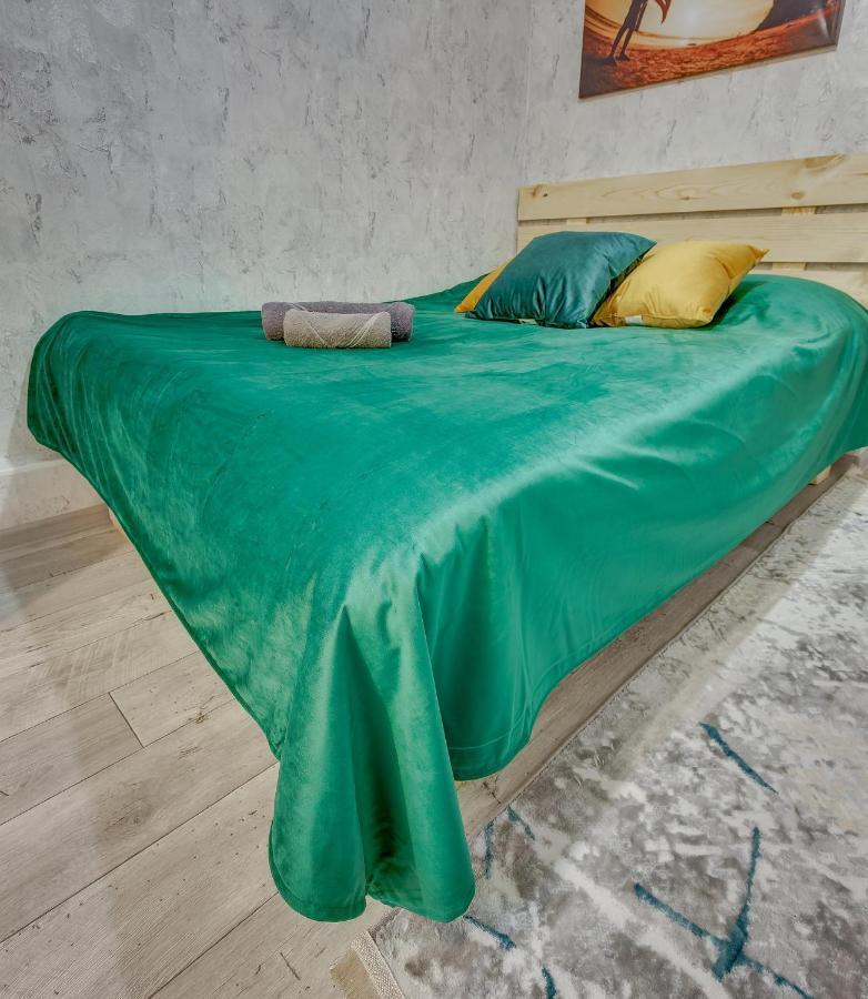 Yourhouse На Розыбакиева Утепова Недалеко От Меги อัลมาตี ภายนอก รูปภาพ